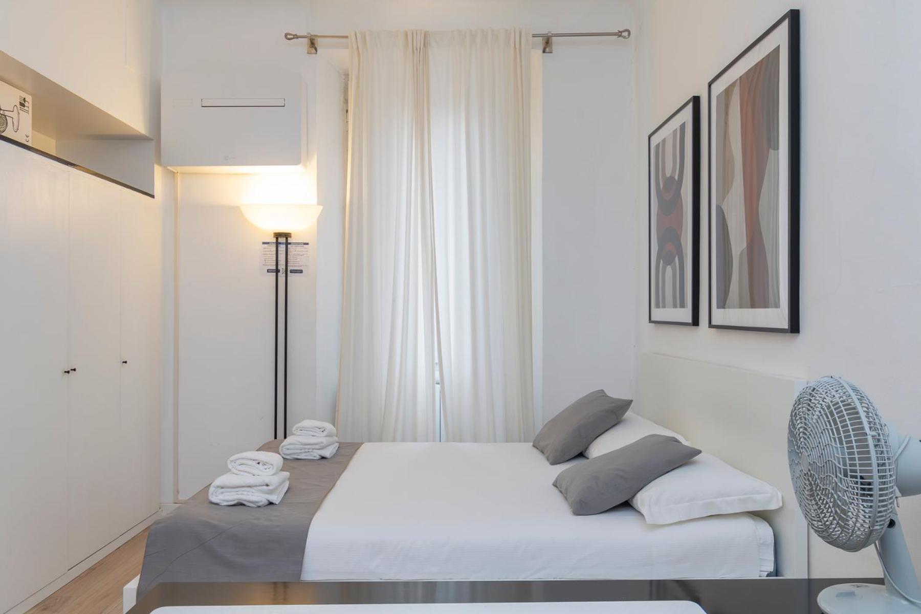 Xenia - Lovely In Porta Romana Apartment