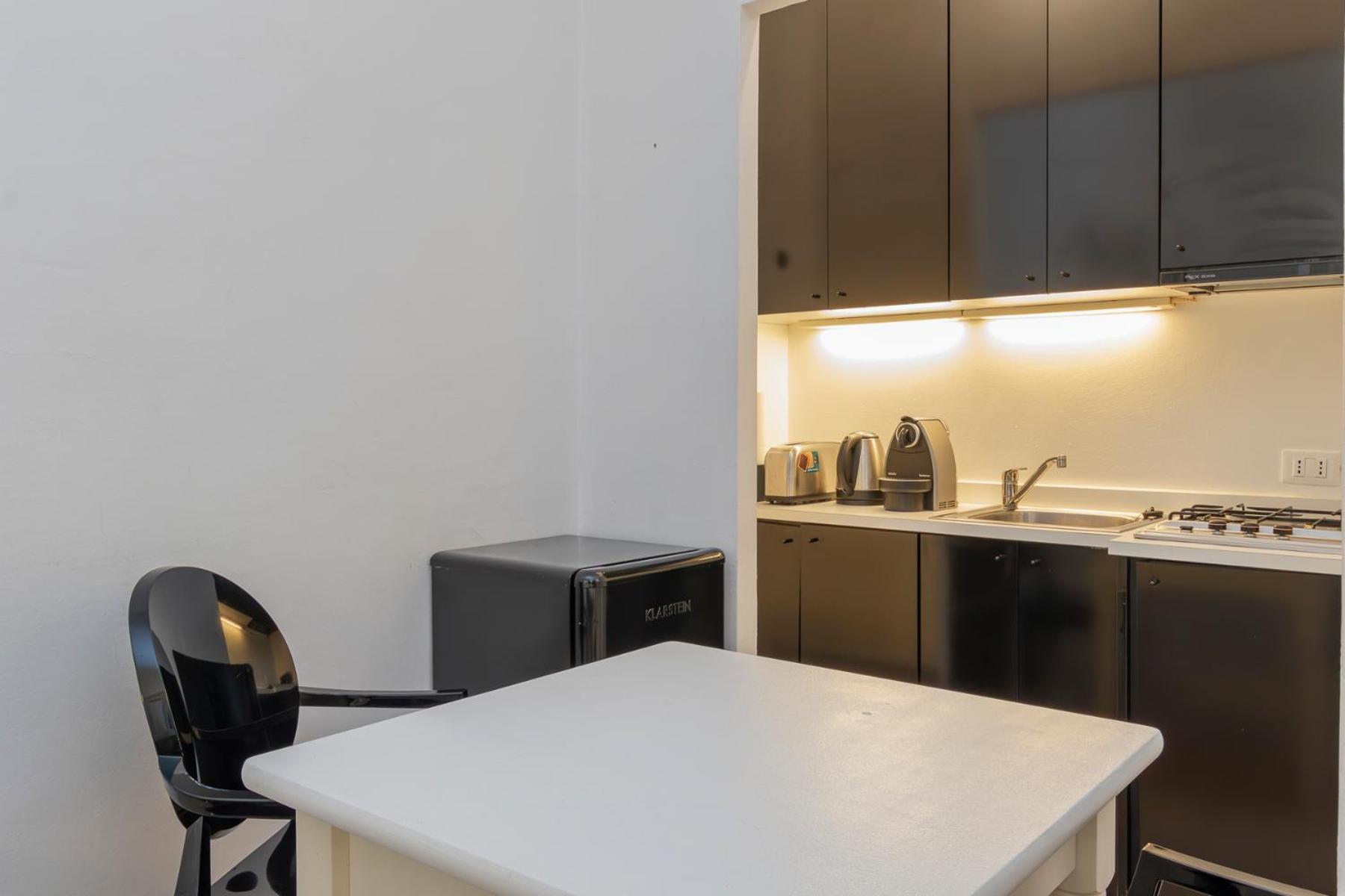Xenia - Lovely In Porta Romana Apartment Mailand